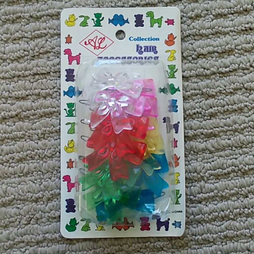 Early 2000s NWT colorful bow hair clips